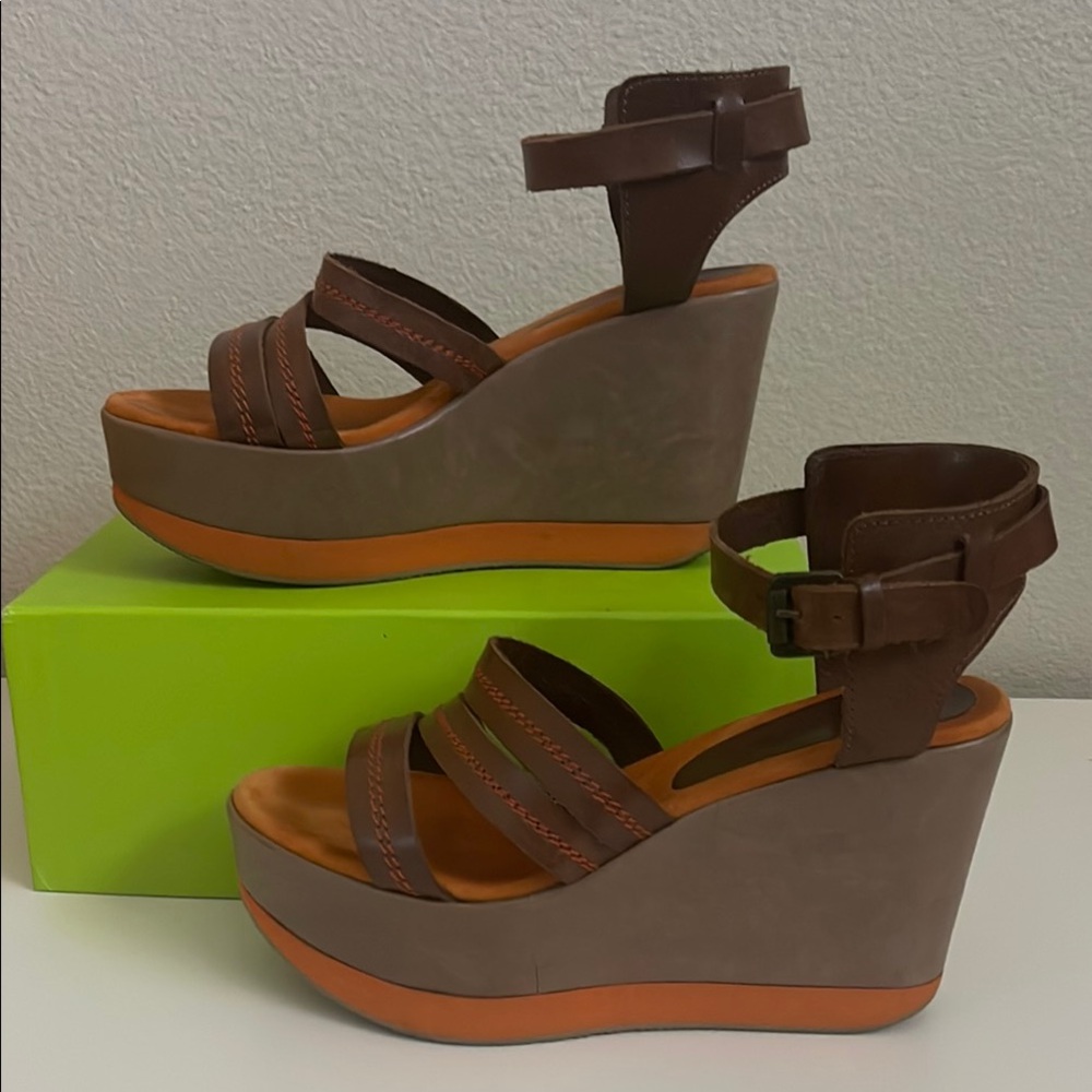 Alexia Designs Brown Platform Sandals